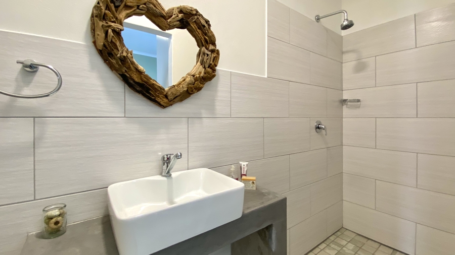 4 Bedroom Property for Sale in Dwarskersbos Western Cape